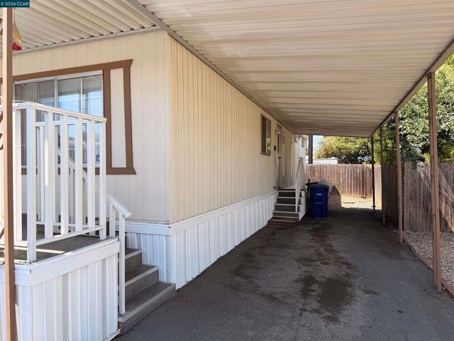 73 Donald LN, Concord, CA 94518