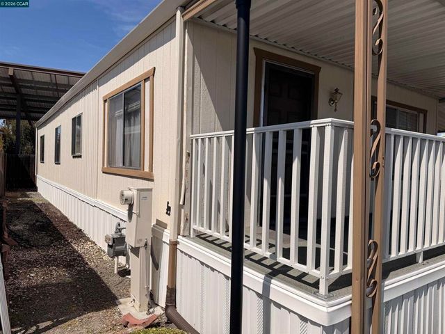73 Donald LN, Concord, CA 94518