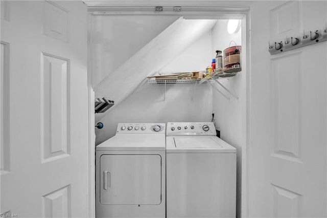 309 Middle Oaks DR, Chesapeake, VA 23322