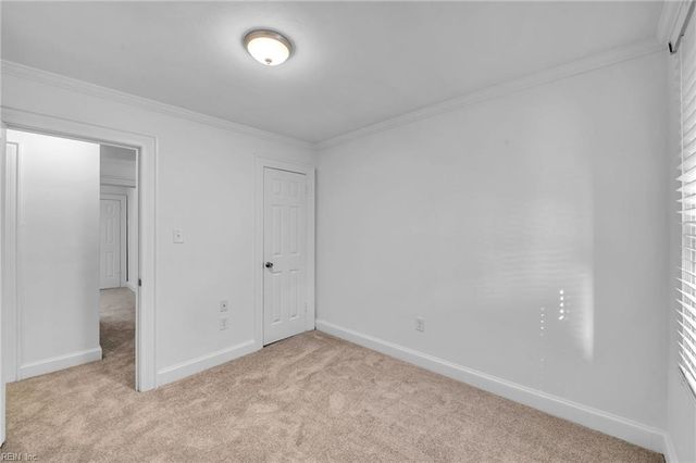 309 Middle Oaks DR, Chesapeake, VA 23322