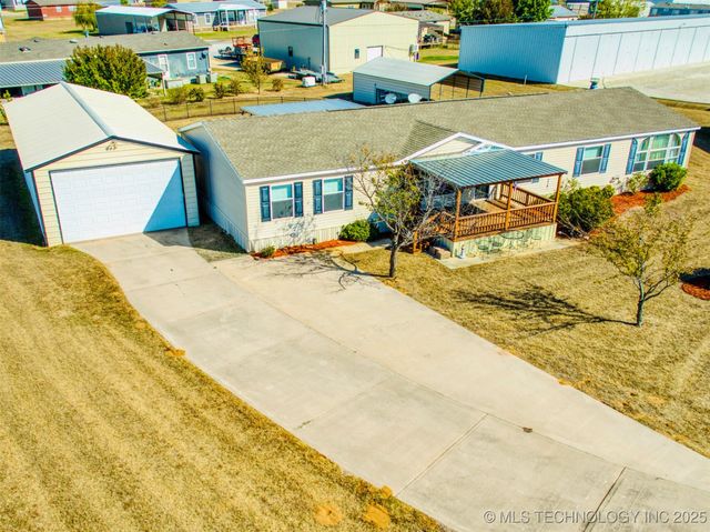 14108 Whispering Meadows Street, Kingston, OK 73439