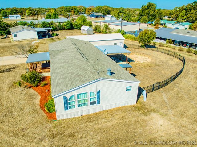 14108 Whispering Meadows Street, Kingston, OK 73439