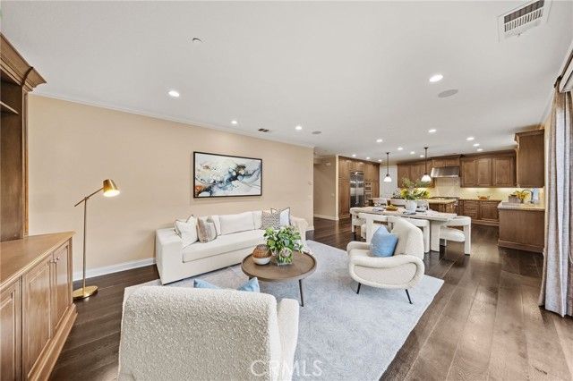 177 Compass, Irvine, CA 92618