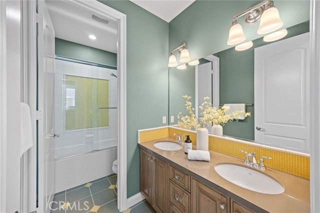 177 Compass, Irvine, CA 92618