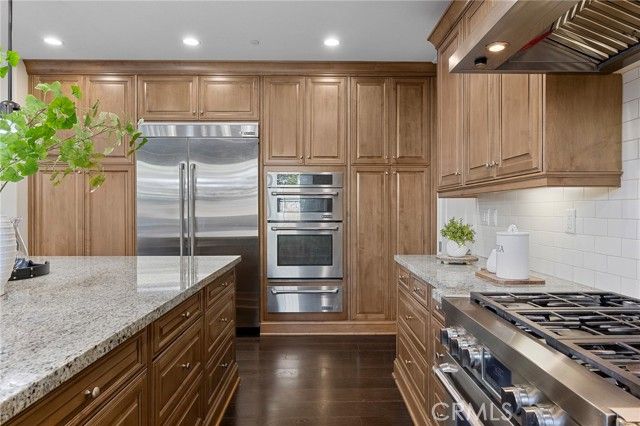 177 Compass, Irvine, CA 92618