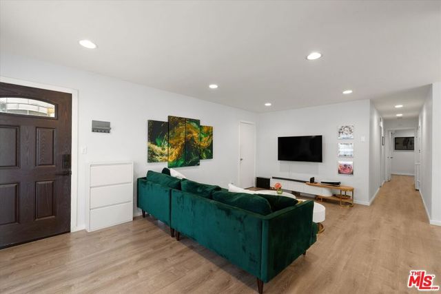 2852 Sawtelle Boulevard 12, Los Angeles, CA 90064