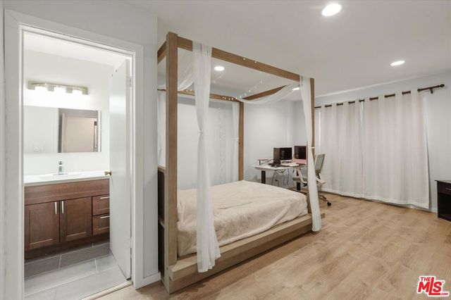 2852 Sawtelle Boulevard 12, Los Angeles, CA 90064