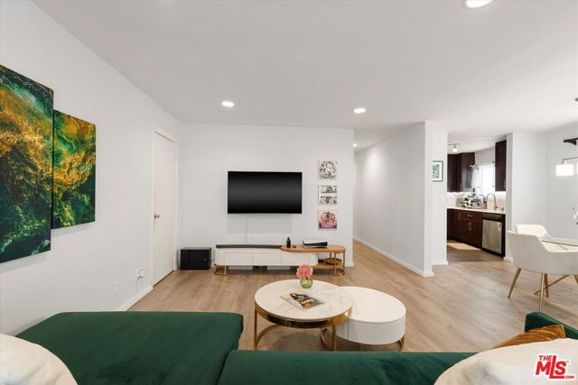 2852 Sawtelle Boulevard 12, Los Angeles, CA 90064