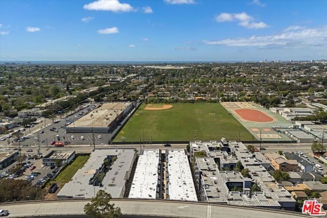 2852 Sawtelle Boulevard 12, Los Angeles, CA 90064