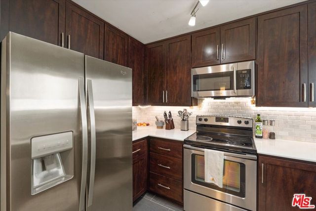 2852 Sawtelle Boulevard 12, Los Angeles, CA 90064