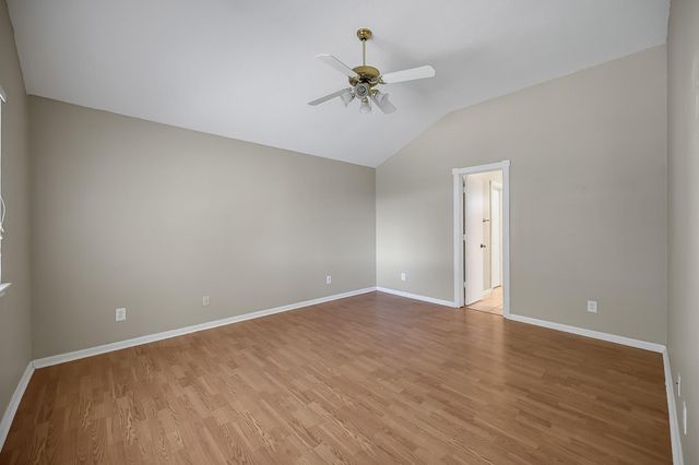 222 Lazy Lane, Montgomery, TX 77356