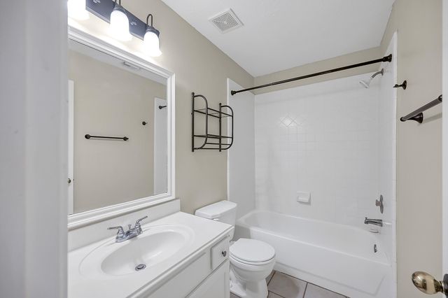 222 Lazy Lane, Montgomery, TX 77356