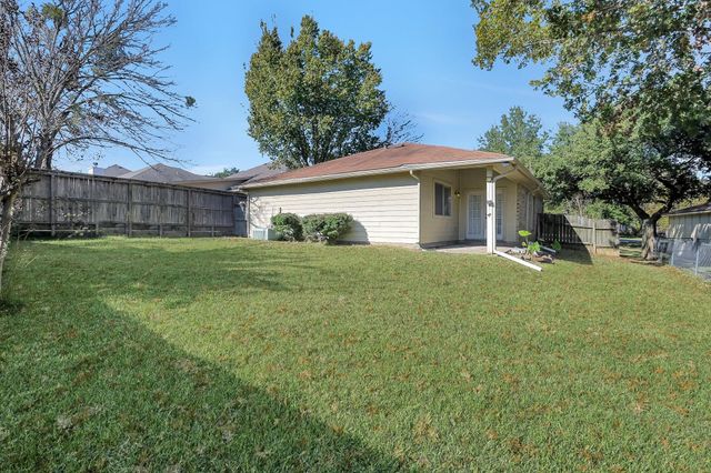 222 Lazy Lane, Montgomery, TX 77356