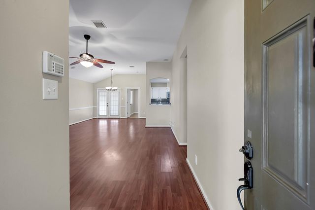 222 Lazy Lane, Montgomery, TX 77356