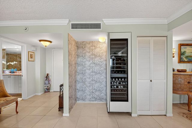 3589 S Ocean Boulevard 608, South Palm Beach, FL 33480