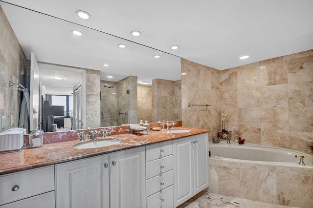 3589 S Ocean Boulevard 608, South Palm Beach, FL 33480