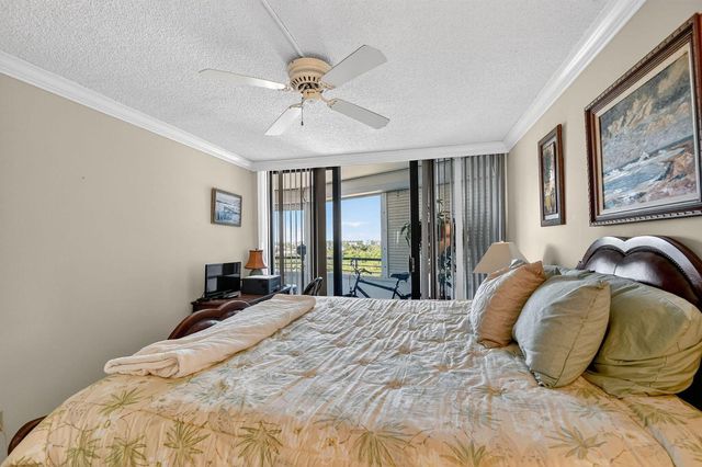 3589 S Ocean Boulevard 608, South Palm Beach, FL 33480