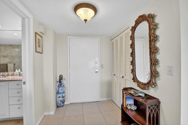 3589 S Ocean Boulevard 608, South Palm Beach, FL 33480