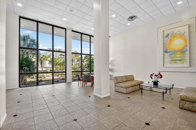 3589 S Ocean Boulevard 608, South Palm Beach, FL 33480