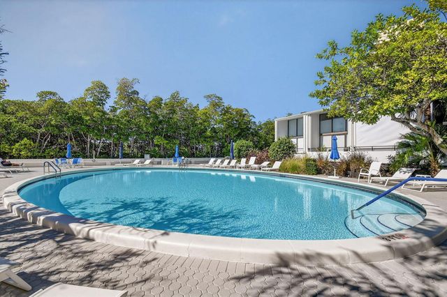 3589 S Ocean Boulevard 608, South Palm Beach, FL 33480
