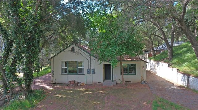 537 Cloverleaf Dr, Monrovia, CA 91016