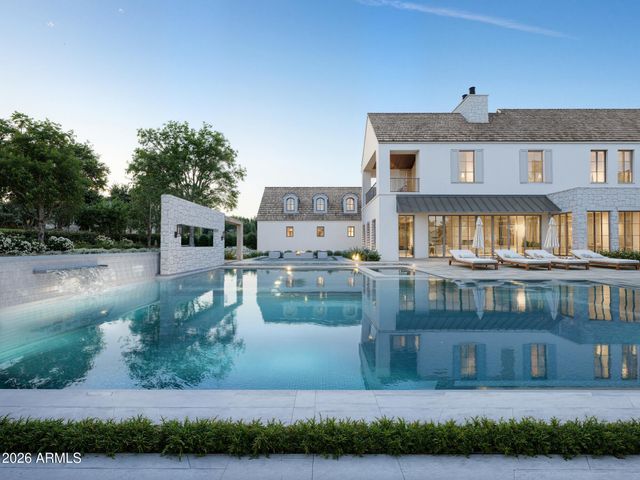 2514 E BLUE SAGE Road, Gilbert, AZ 85297