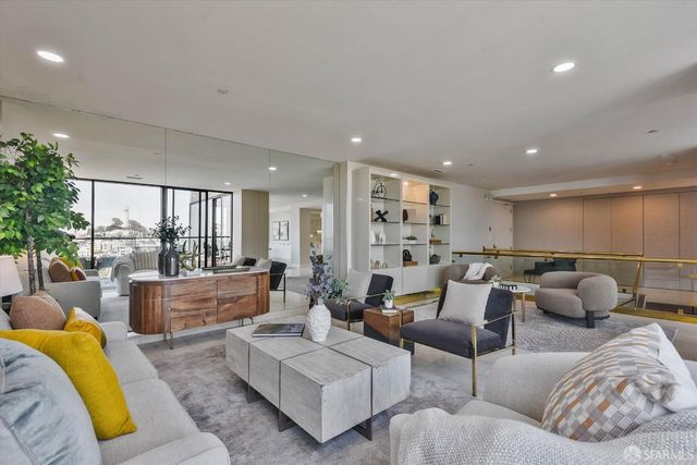 611 Washington Street 2105, San Francisco, CA 94111