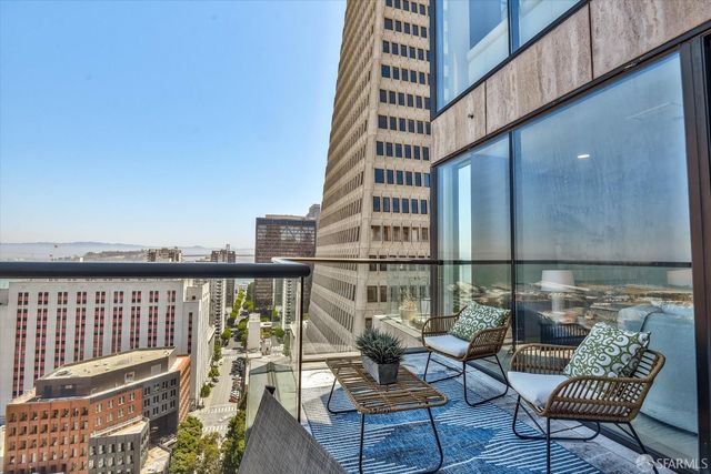 611 Washington Street 2105, San Francisco, CA 94111
