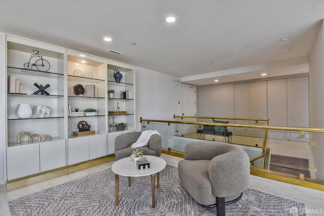 611 Washington Street 2105, San Francisco, CA 94111