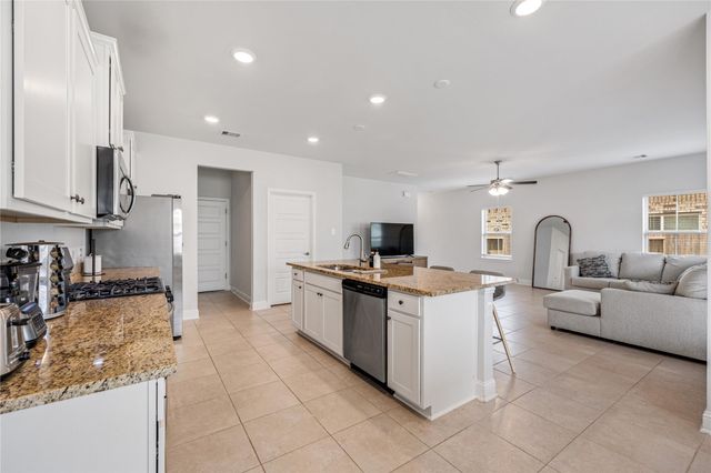 32906 Ruthie Dean Drive, Brookshire, TX 77423