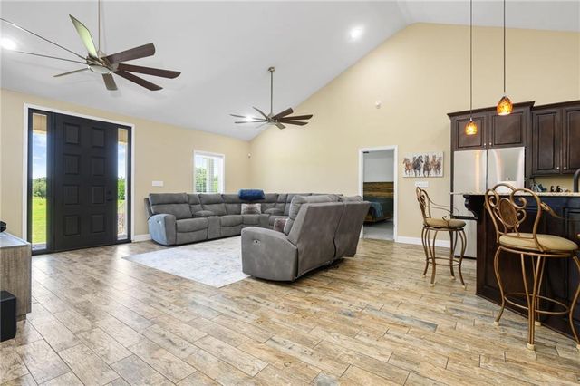 6141 Ranch Road E, Grand Bay, AL 36541