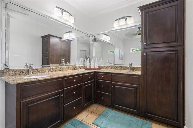 6141 Ranch Road E, Grand Bay, AL 36541