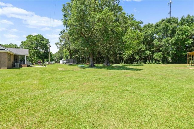 6141 Ranch Road E, Grand Bay, AL 36541