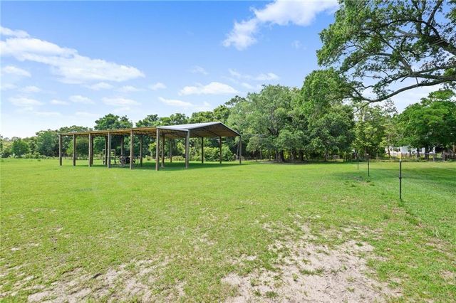 6141 Ranch Road E, Grand Bay, AL 36541
