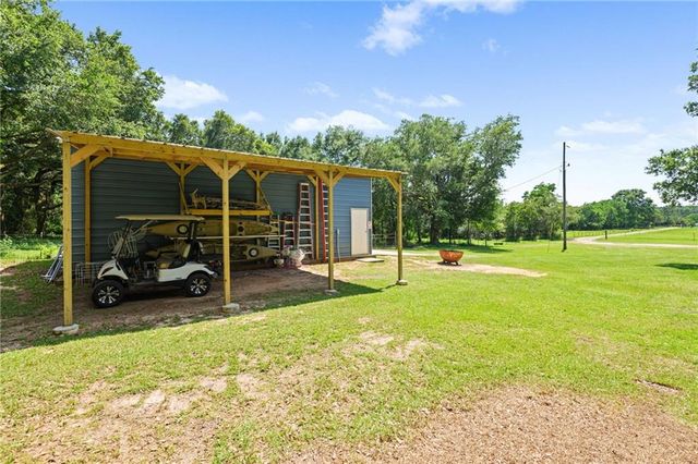 6141 Ranch Road E, Grand Bay, AL 36541