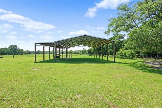 6141 Ranch Road E, Grand Bay, AL 36541