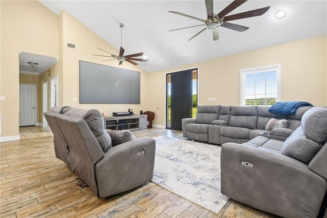 6141 Ranch Road E, Grand Bay, AL 36541