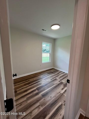 711 Smith Lane, Bolton, NC 28423