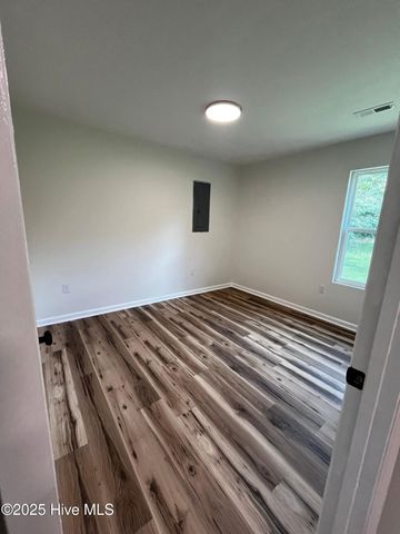 711 Smith Lane, Bolton, NC 28423