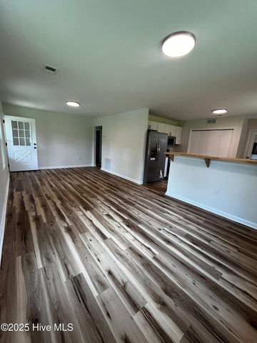 711 Smith Lane, Bolton, NC 28423