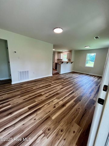 711 Smith Lane, Bolton, NC 28423