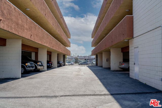 16515 S New Hampshire Avenue 24, Gardena, CA 90247