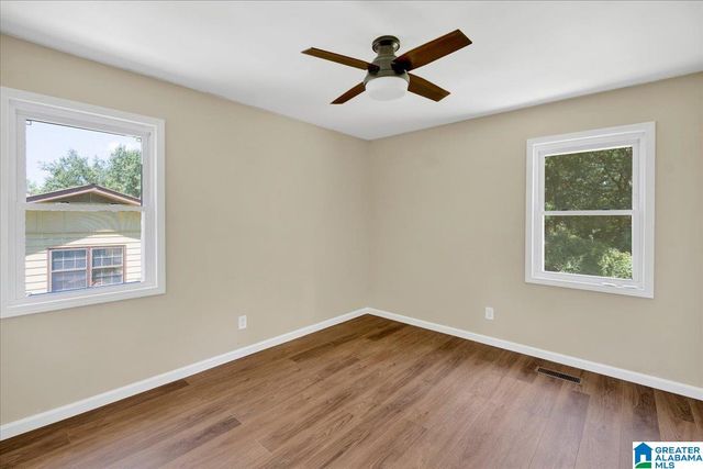 2221 LISA ANN DRIVE SE, Leeds, AL 35094