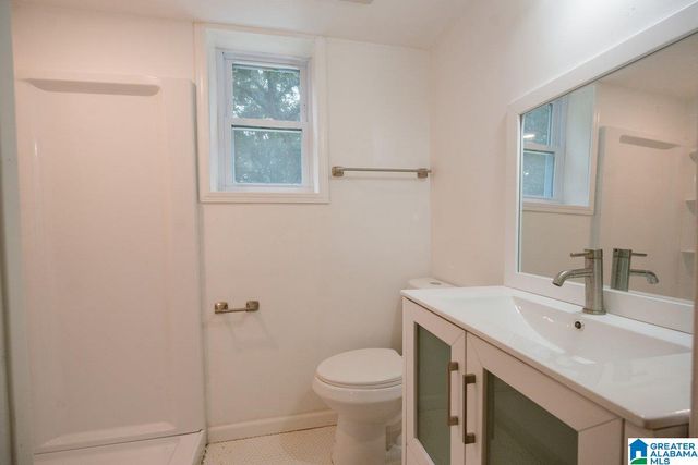 2221 LISA ANN DRIVE SE, Leeds, AL 35094