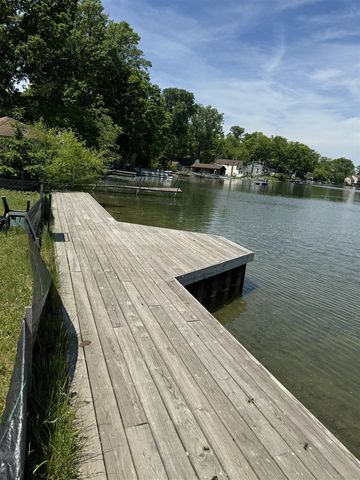 6456 Edgewood Drive, Brighton, MI 48116
