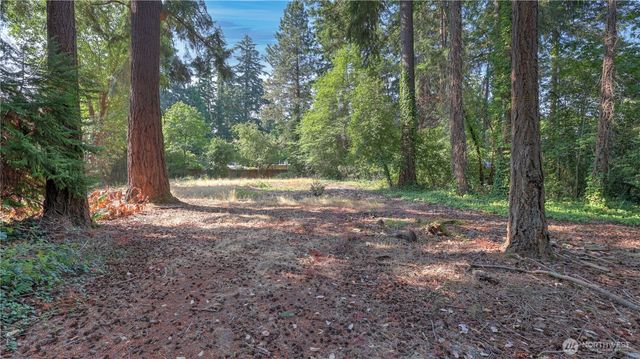 8817 SE 44th Street, Mercer Island, WA 98040