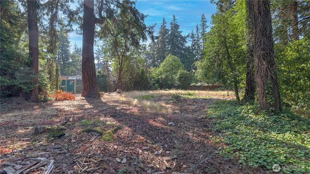 8817 SE 44th Street, Mercer Island, WA 98040