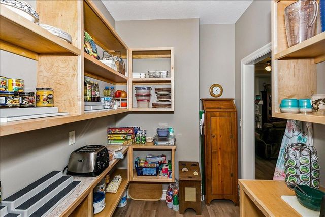 6537 W Collina St, Wichita, KS 67205