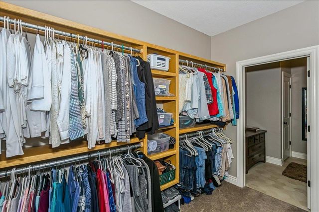 6537 W Collina St, Wichita, KS 67205