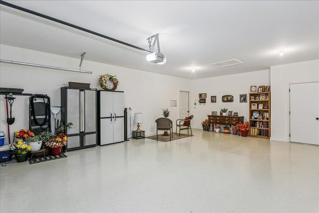 6537 W Collina St, Wichita, KS 67205